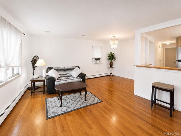 100 Lee Avenue, Unit 2nd Flr, Babylon, NY 11702