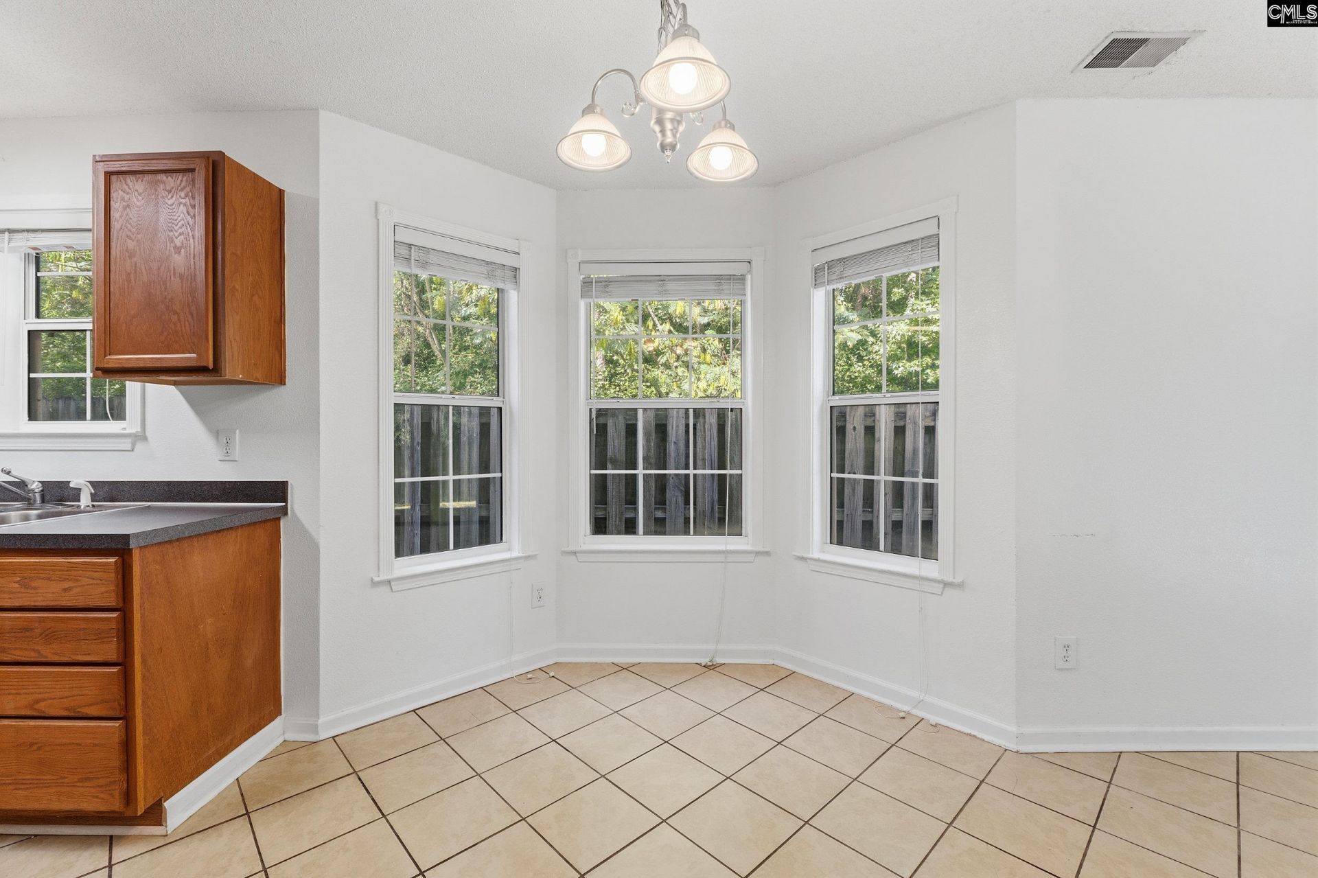 30 Charnock Way Photo 10