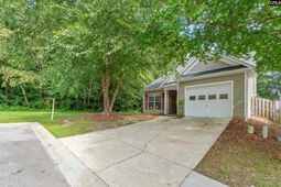 30 Charnock Way photo 4
