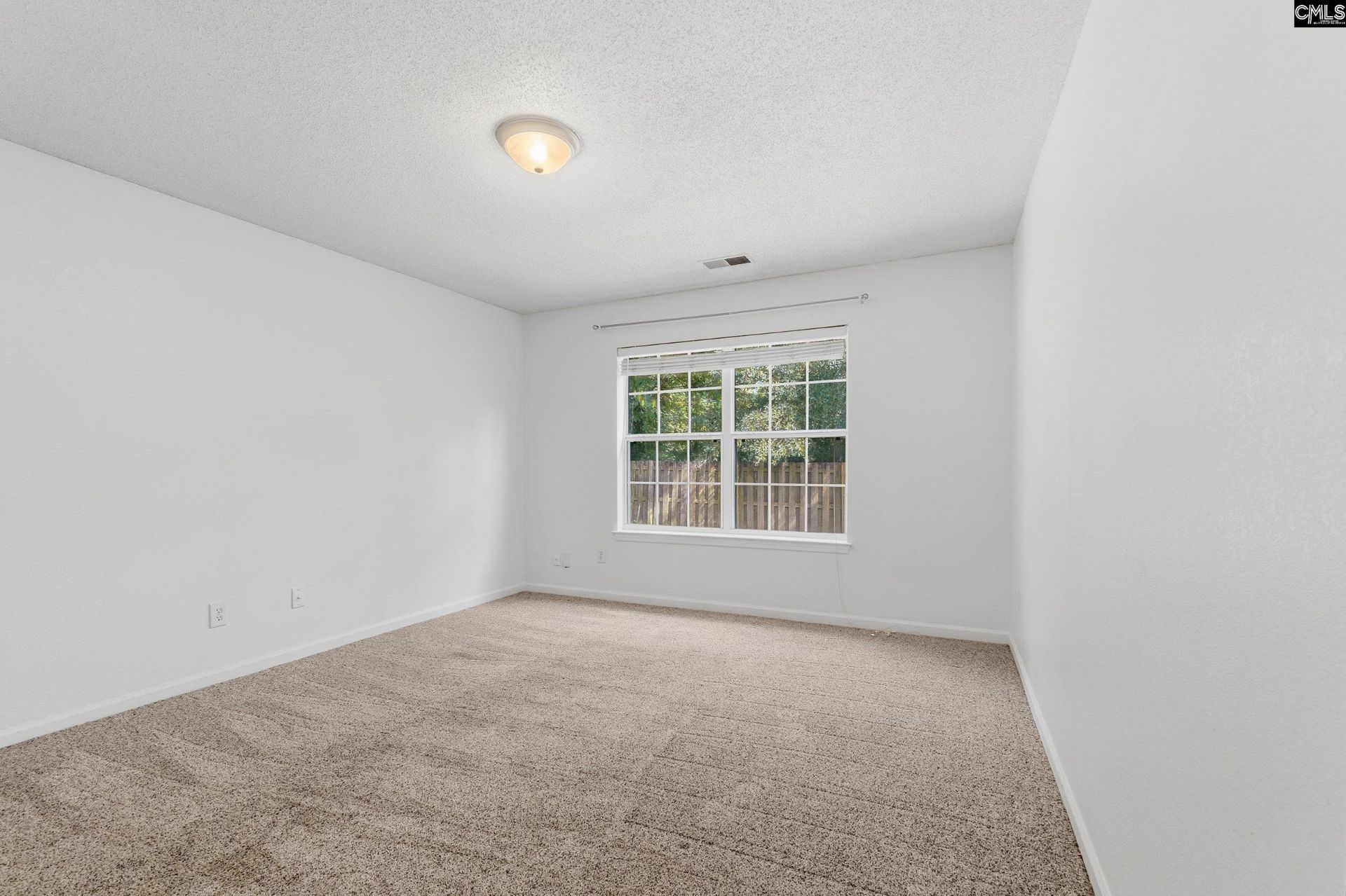 30 Charnock Way Photo 22
