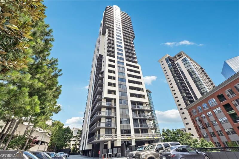 3481 Lakeside Drive Ne, Unit 2706, Atlanta, GA 30326 Main Photo