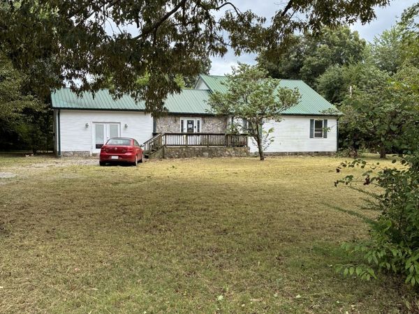 141 Hollow Springs Rd , Woodbury, TN 37190