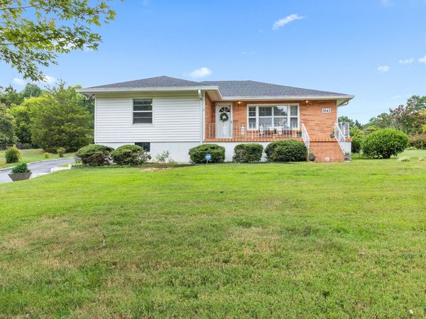 3643 Garner Road , Chattanooga, TN 37406