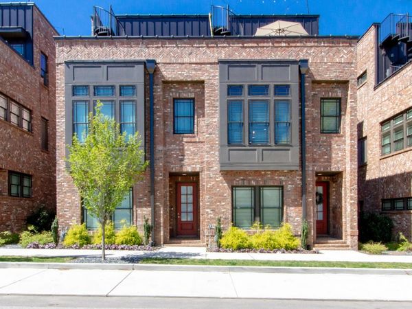 713B 26th Ave N, Nashville, TN 37208