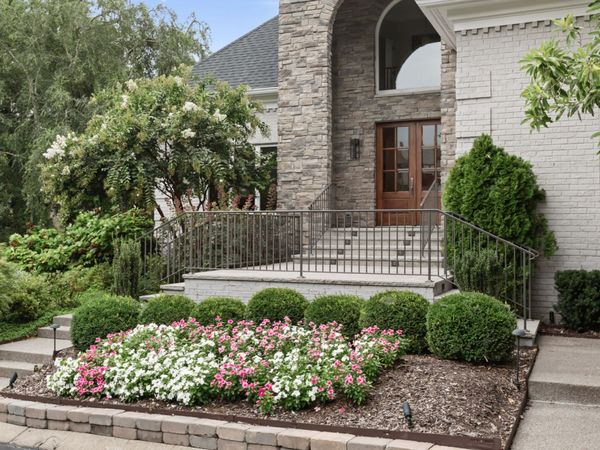 1 Warwick Ln , Nashville, TN 37205