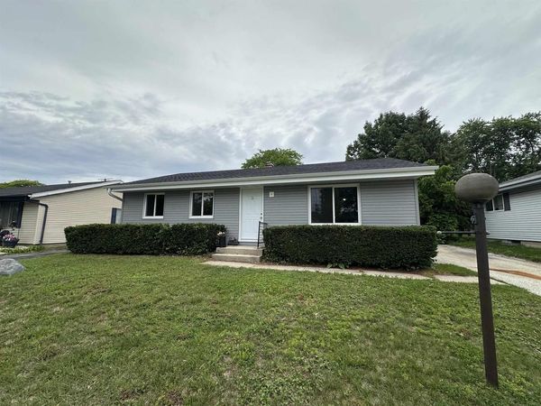 6656 W BRENTWOOD AVENUE, Milwaukee, WI 54223