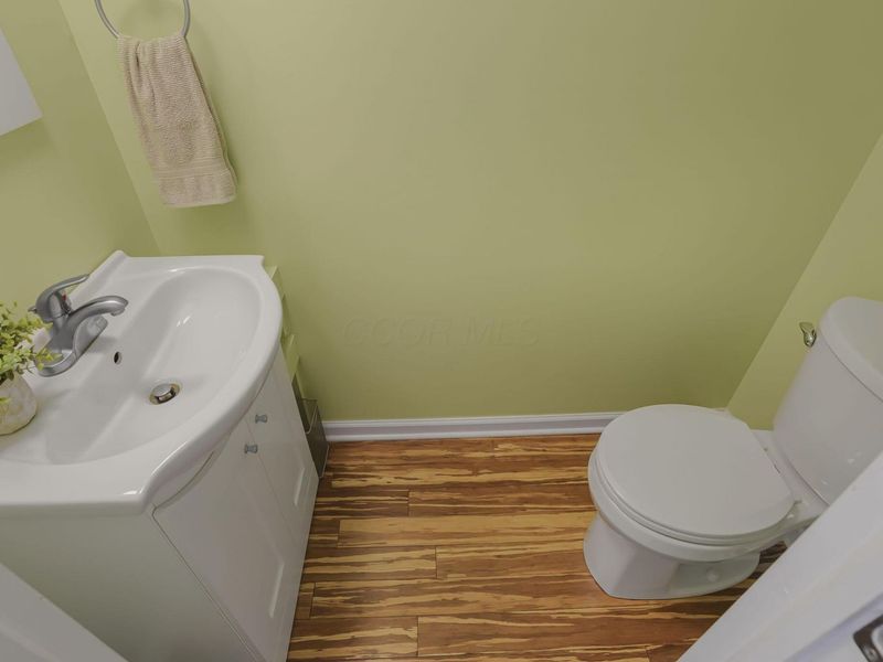 952 Chatham Lane, Unit D, Columbus, OH 43221 Photo 18
