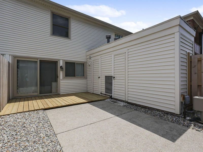 952 Chatham Lane, Unit D, Columbus, OH 43221 Photo 21