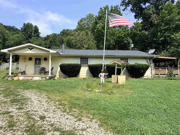 1000 Smith Creek Road, Salt Rock, WV 25559