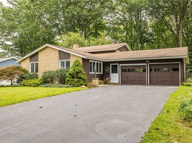 356 Black Walnut Drive, Rochester, NY 14615