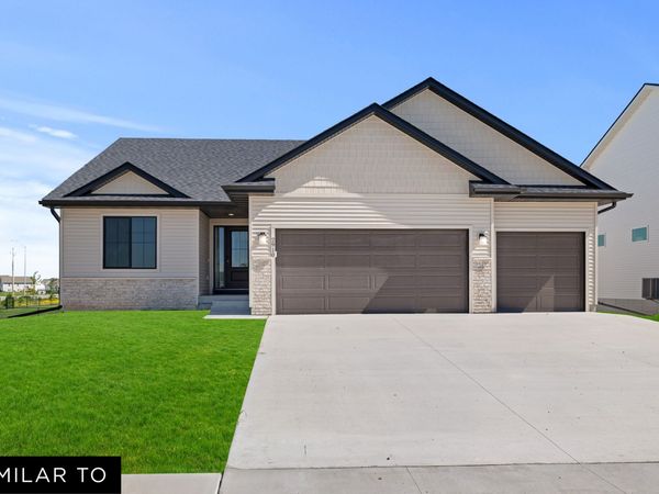 400 N 20th Street, Indianola, IA 50125