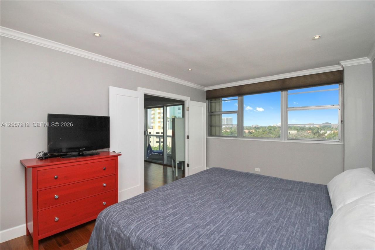 2451 Brickell Ave , Unit 7P, Miami, FL 33129 Photo