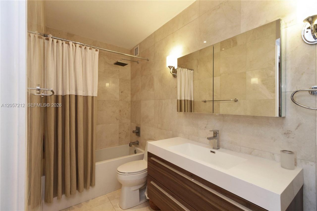 2451 Brickell Ave , Unit 7P, Miami, FL 33129 Photo