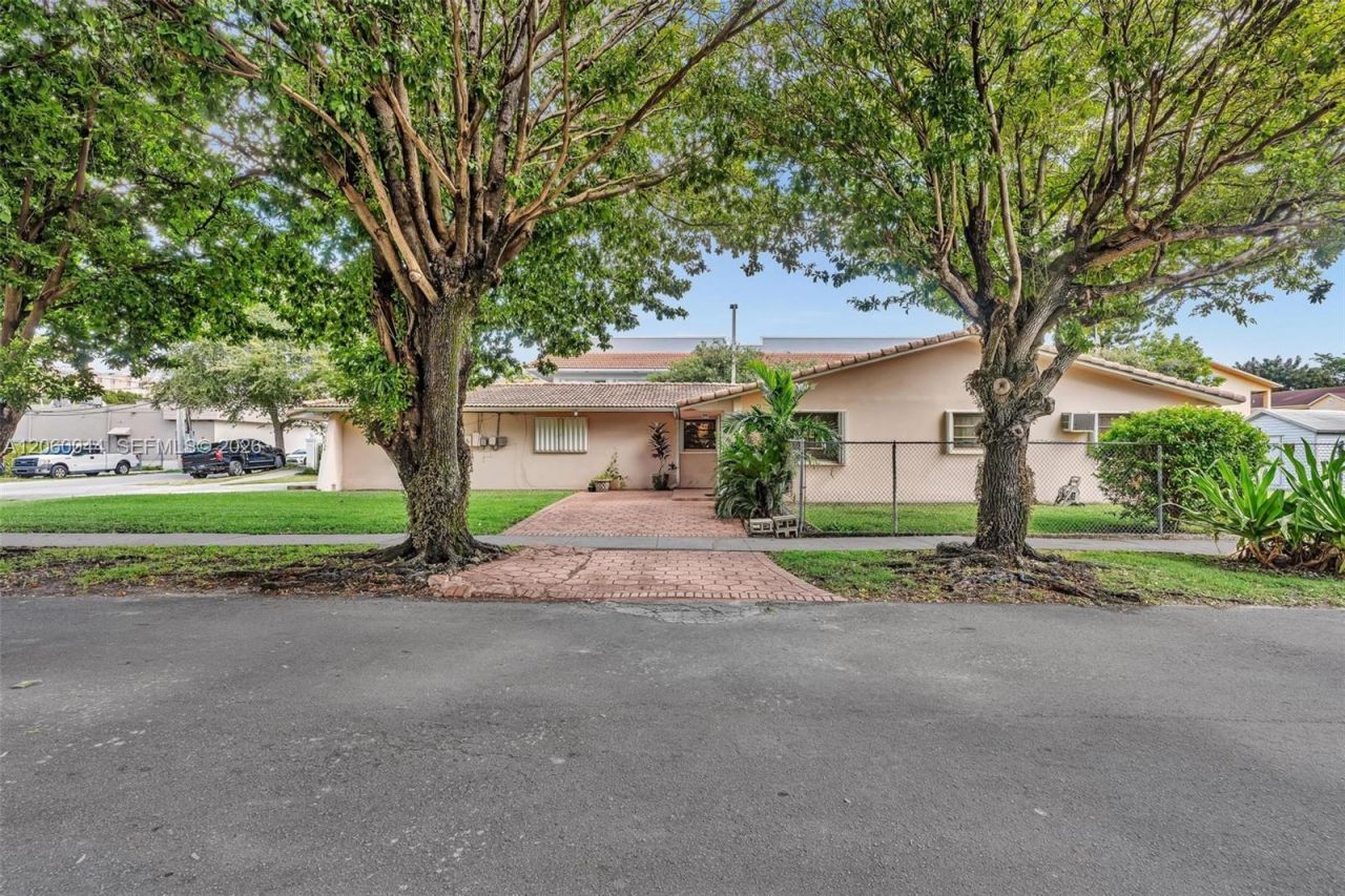 39 SW 114th Ave, Sweetwater, FL 33174 Photo