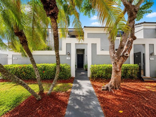 2311 SW 82nd Ter , North Lauderdale, FL 33068