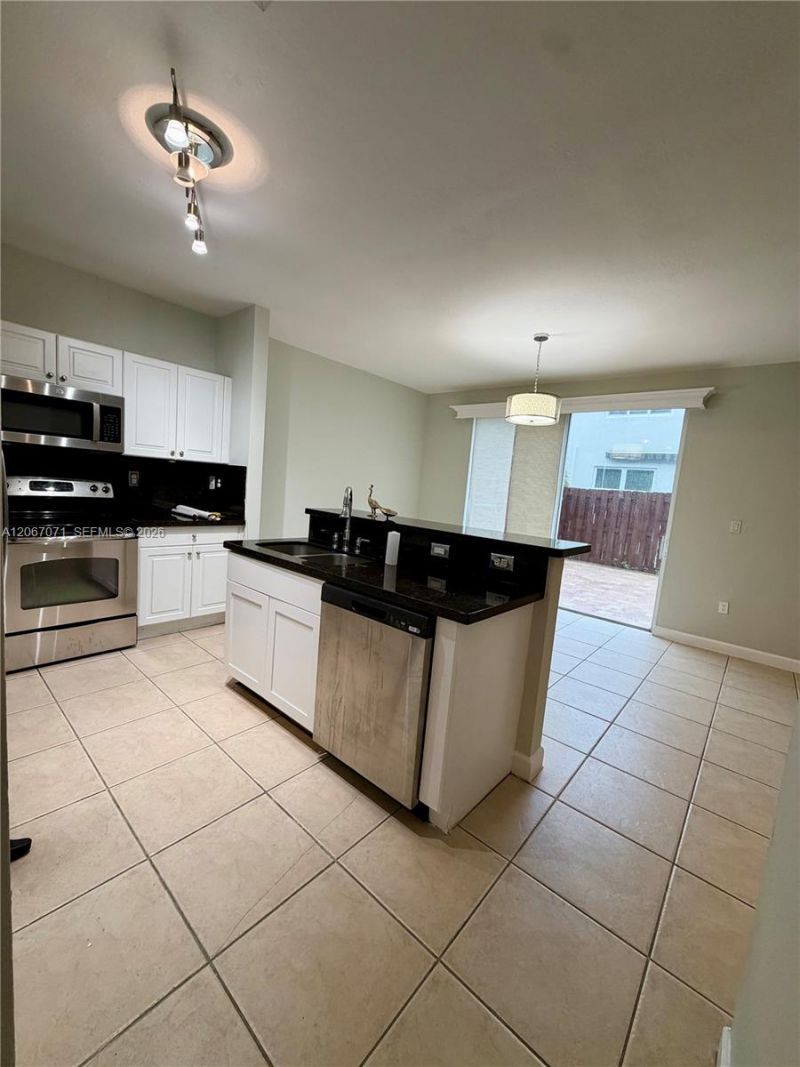 1067 NE 41st Pl, Homestead, FL 33033 Photo