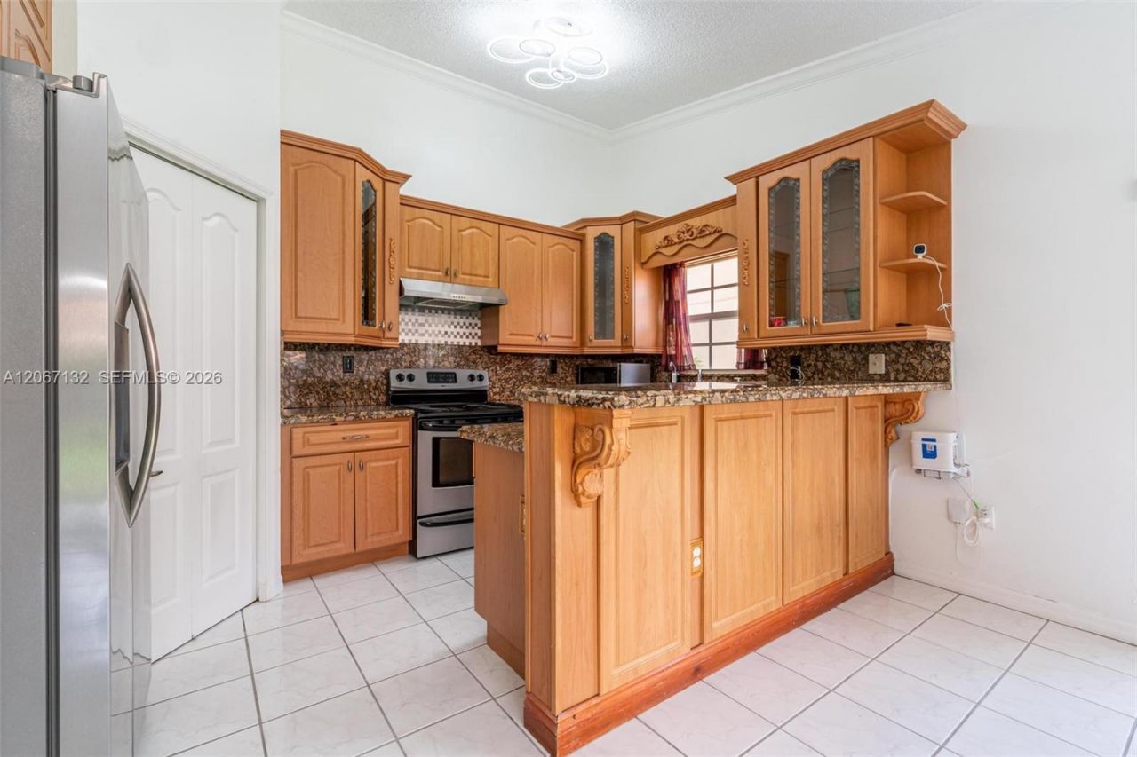 12851 NW 7th Ter, Miami, FL 33182 Photo