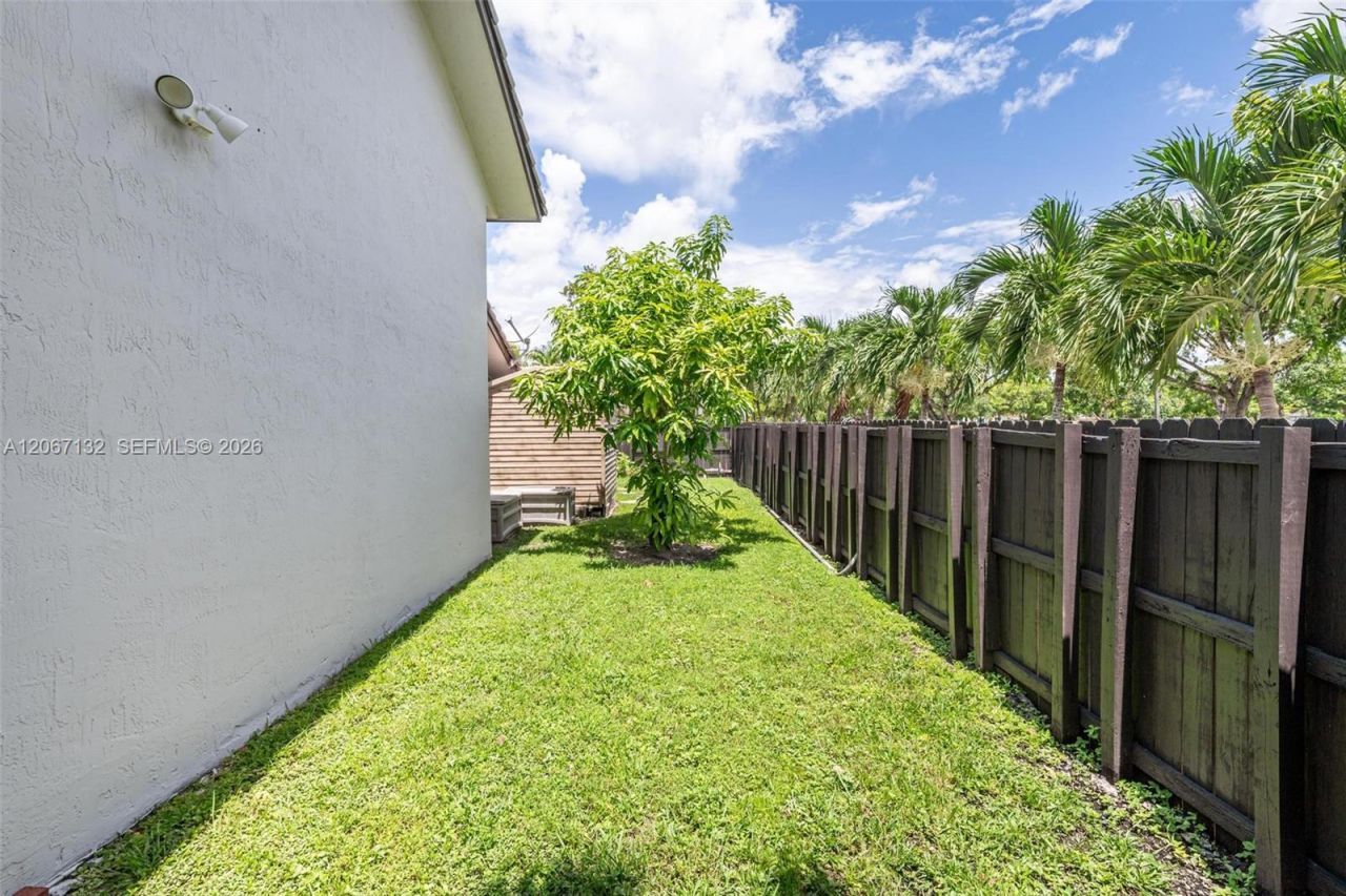 12851 NW 7th Ter, Miami, FL 33182 Photo