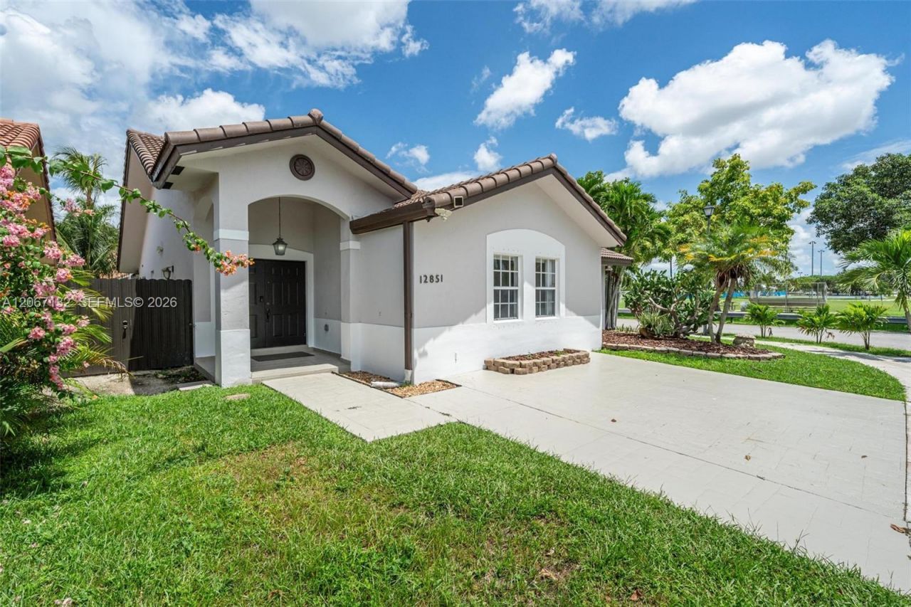 12851 NW 7th Ter, Miami, FL 33182 Photo