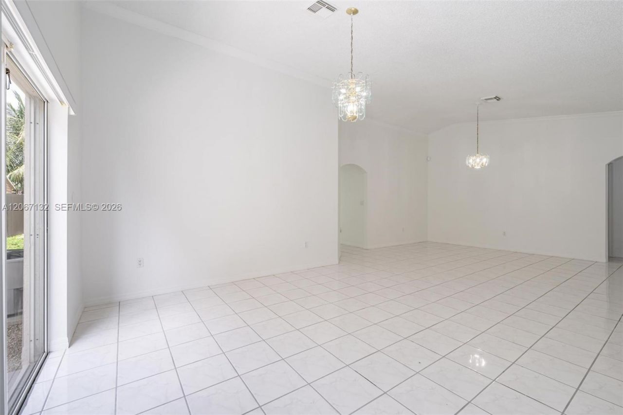 12851 NW 7th Ter, Miami, FL 33182 Photo