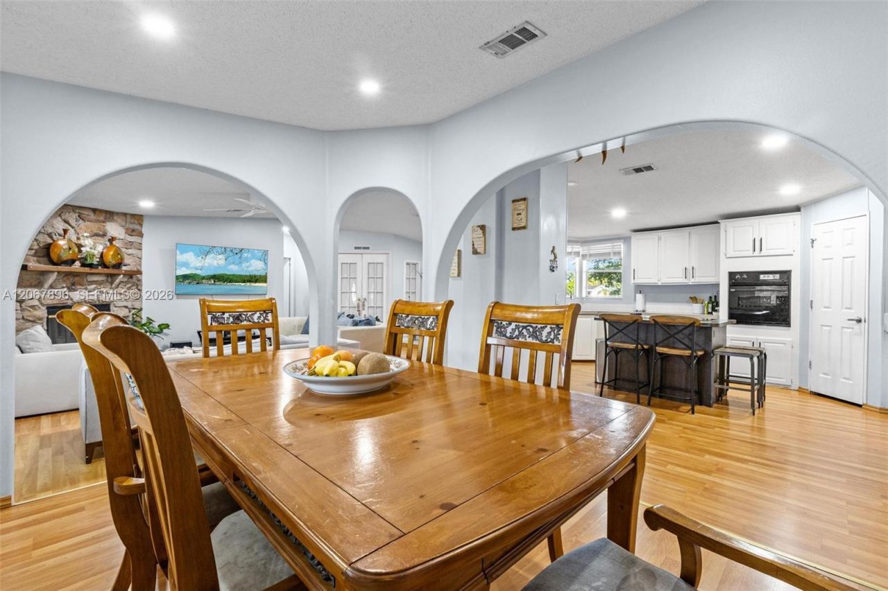 19800 SW 180 Avenue #359/360, Miami, FL 33187 Photo