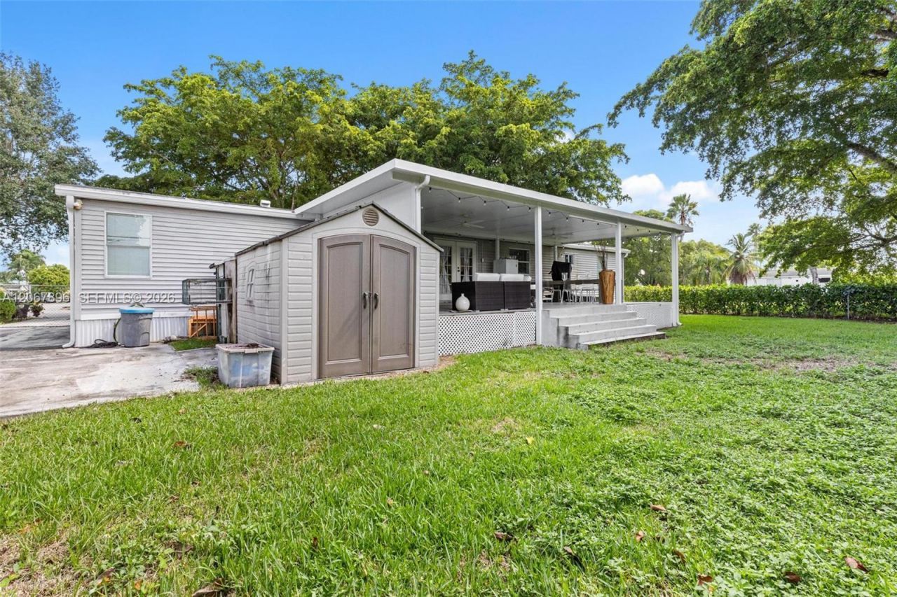 19800 SW 180 Avenue #359/360, Miami, FL 33187 Photo