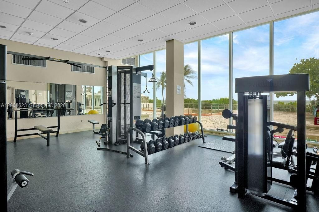 5555 Collins Ave , Unit 10K, Miami Beach, FL 33140 Photo