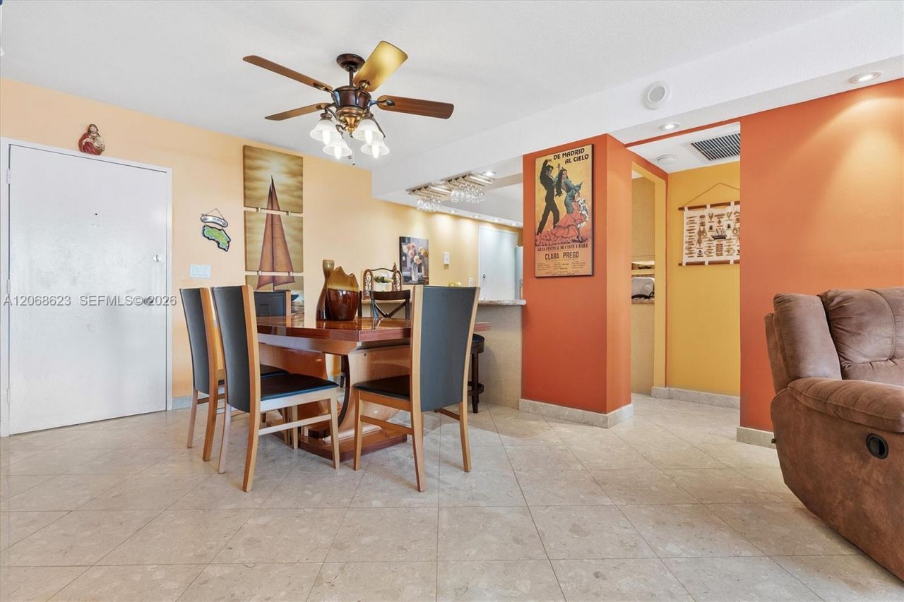5555 Collins Ave , Unit 10K, Miami Beach, FL 33140 Photo
