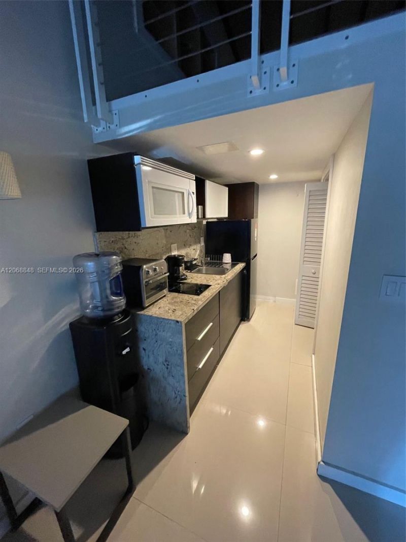 7820 Carlyle Ave , Miami Beach, FL 33141 Photo