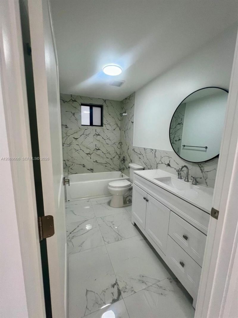 1860 NW 19th St, Unit 101, Miami, FL 33125 Photo
