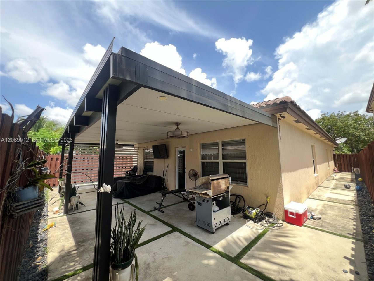 2410 NE 4th St , Homestead, FL 33033 Photo
