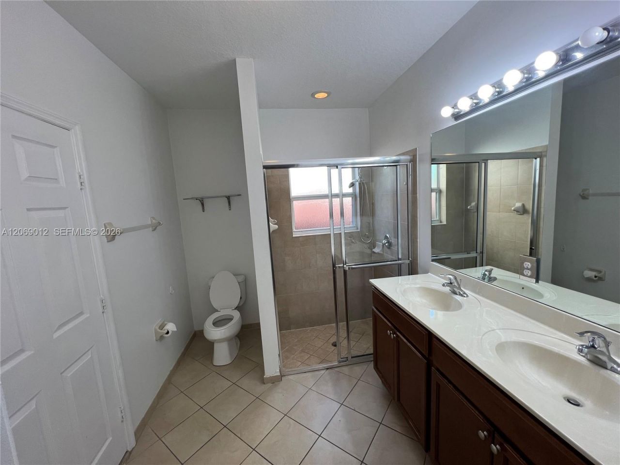 2410 NE 4th St , Homestead, FL 33033 Photo
