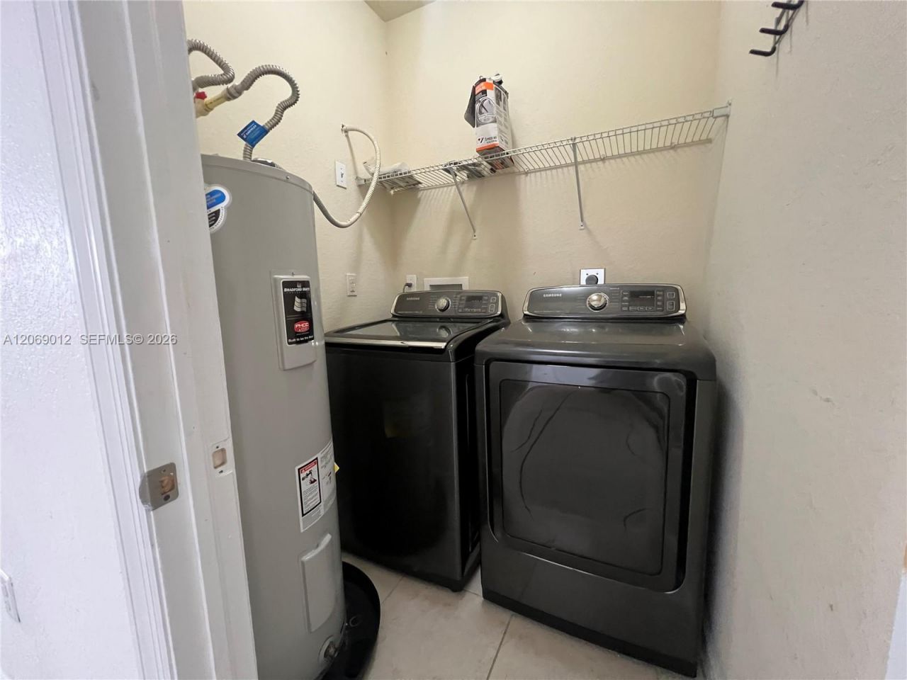 2410 NE 4th St , Homestead, FL 33033 Photo