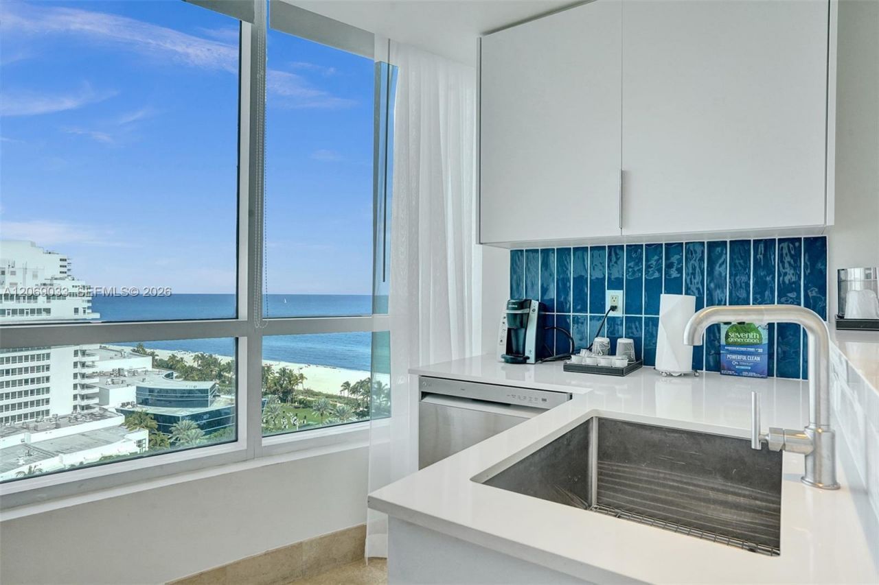 4401 Collins Ave , Unit 1503, Miami Beach, FL 33140 Photo