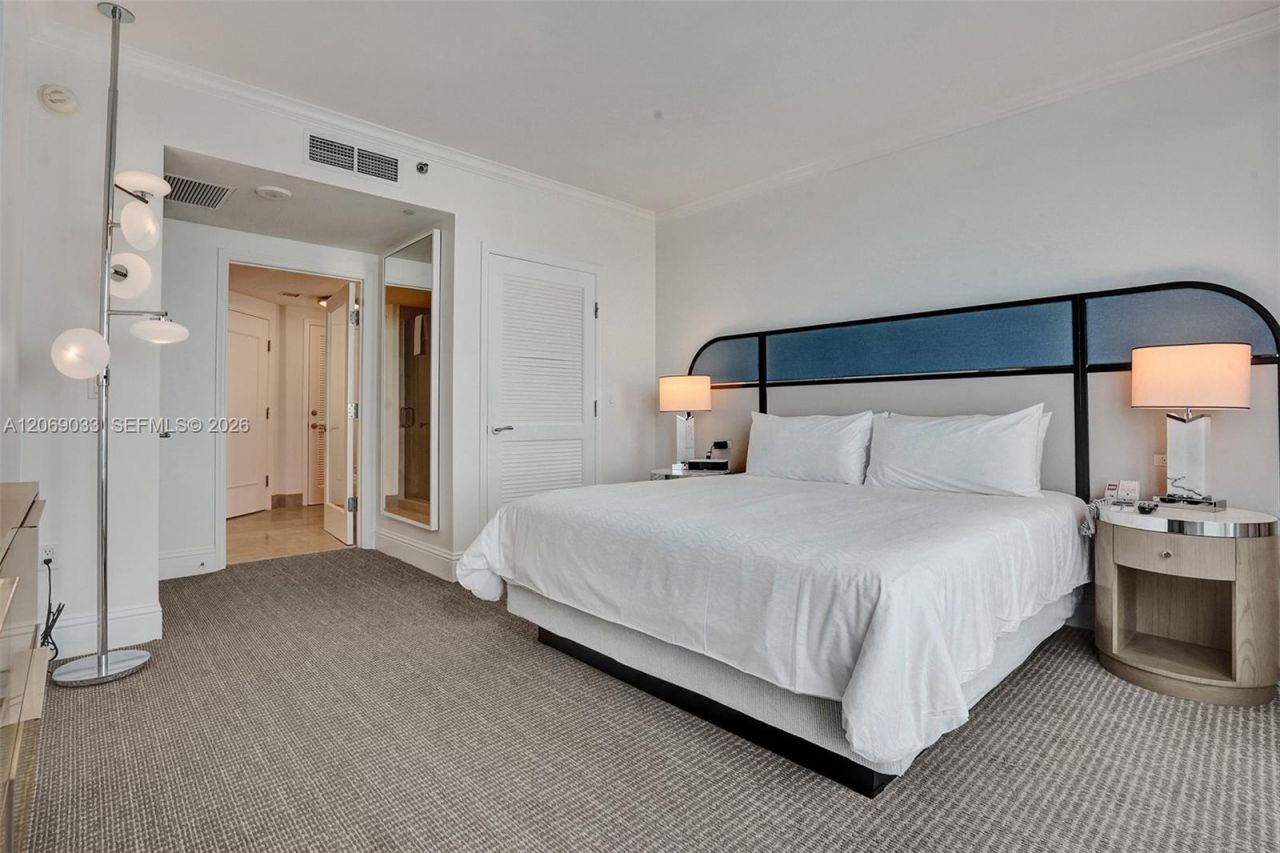 4401 Collins Ave , Unit 1503, Miami Beach, FL 33140 Photo