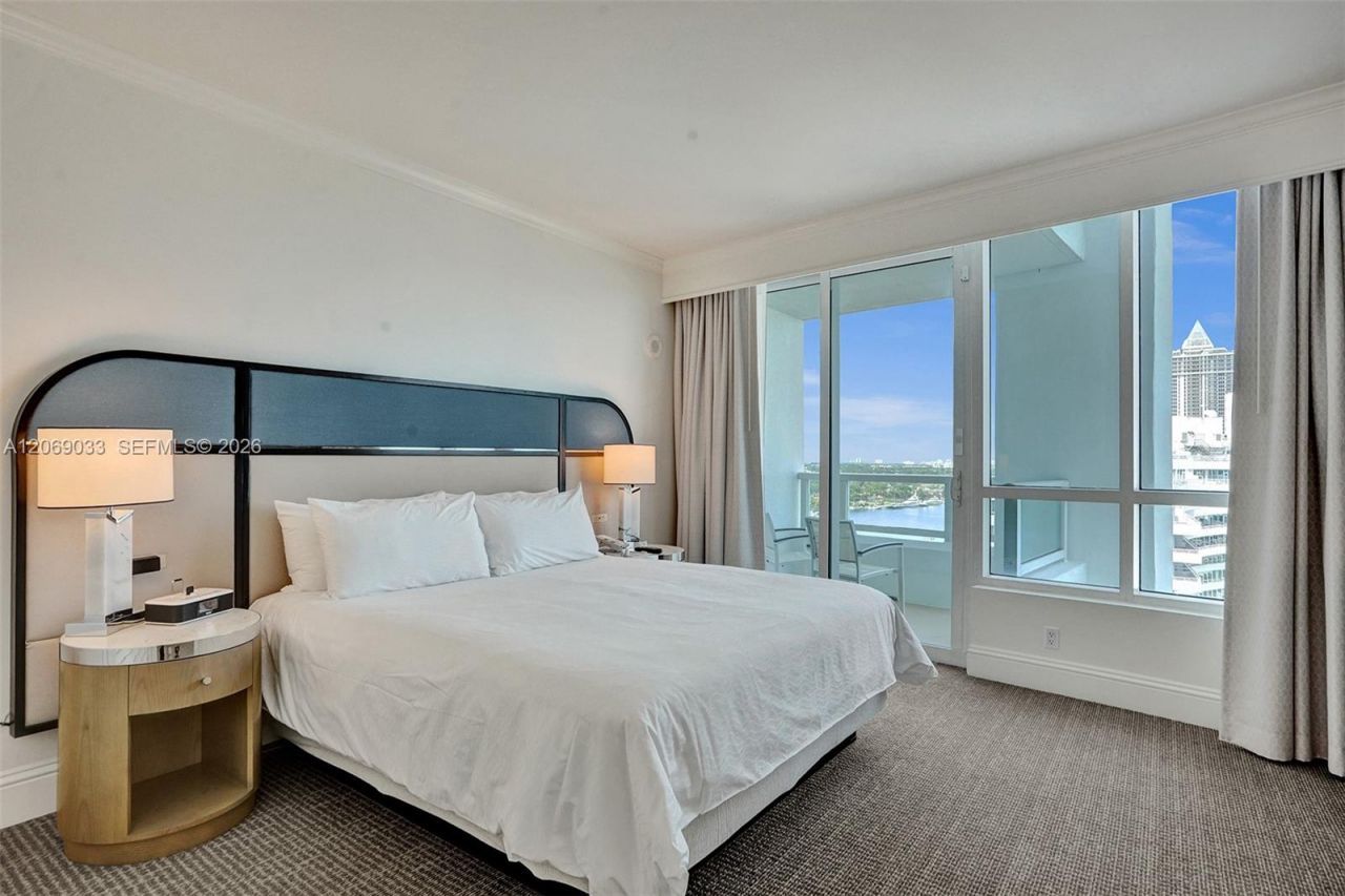4401 Collins Ave , Unit 1503, Miami Beach, FL 33140 Photo