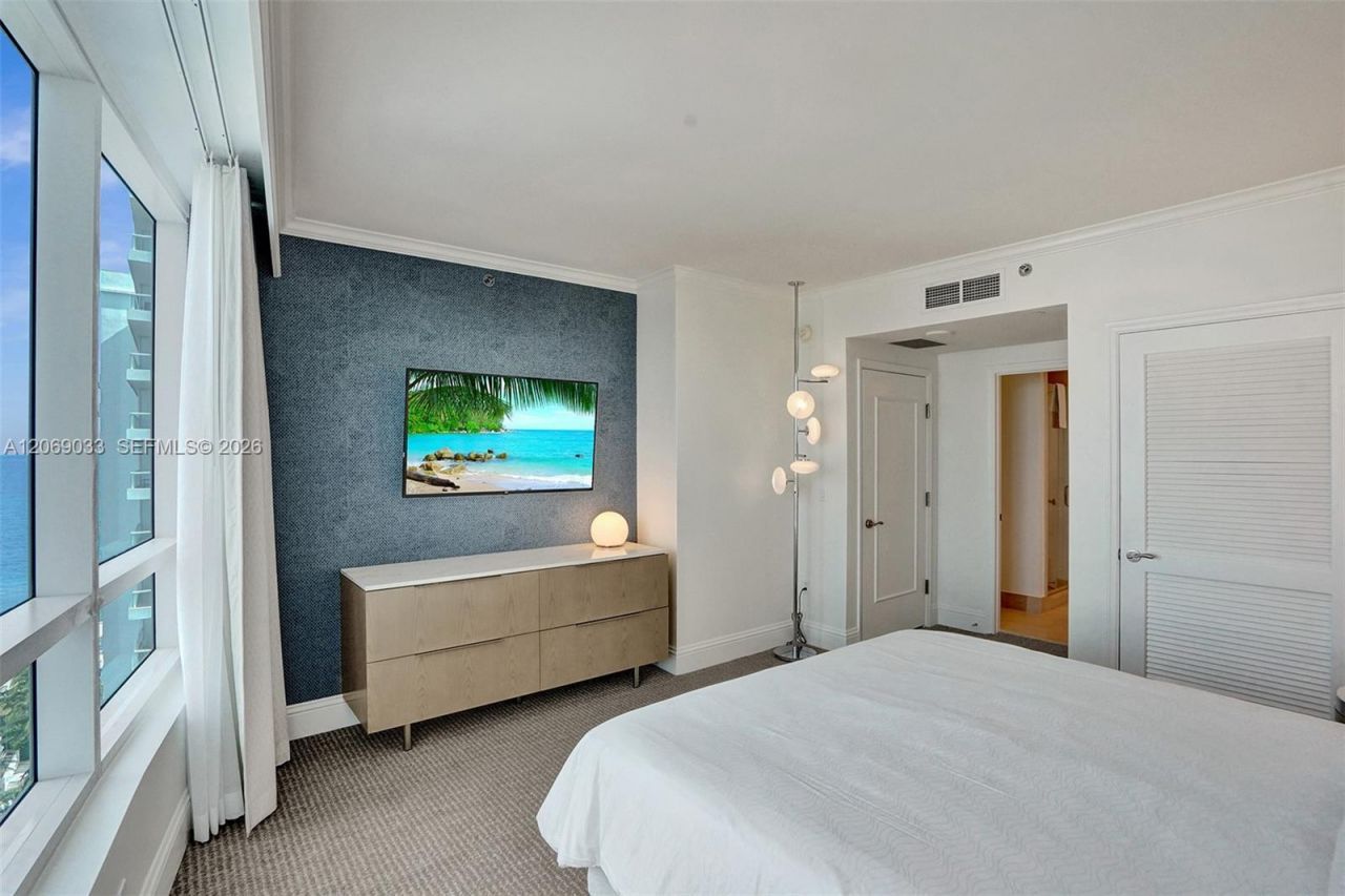 4401 Collins Ave , Unit 1503, Miami Beach, FL 33140 Photo