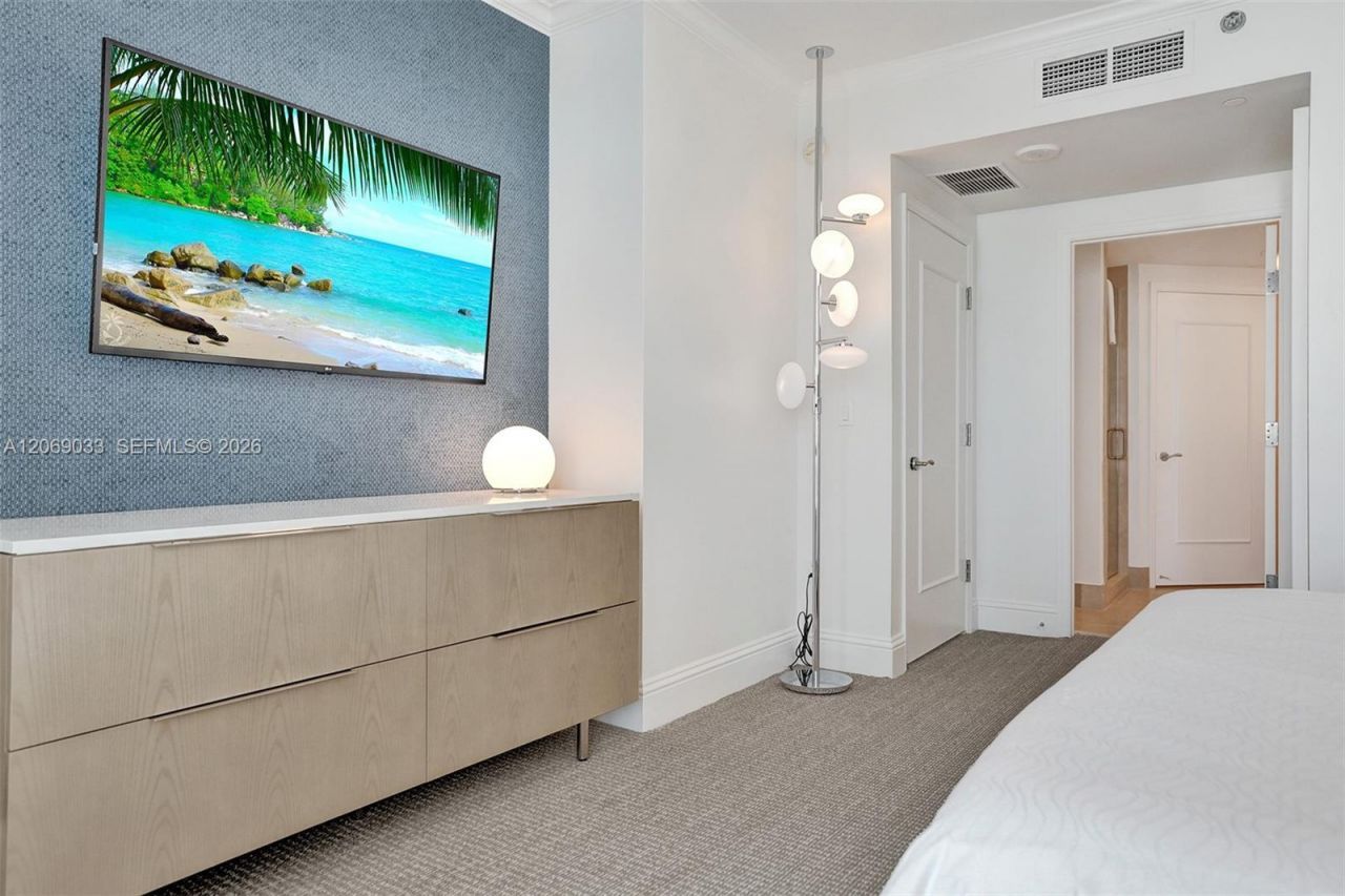 4401 Collins Ave , Unit 1503, Miami Beach, FL 33140 Photo