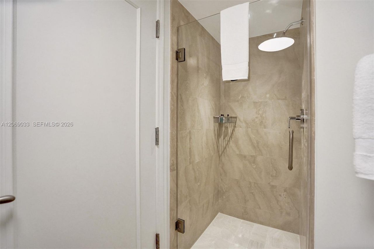 4401 Collins Ave , Unit 1503, Miami Beach, FL 33140 Photo