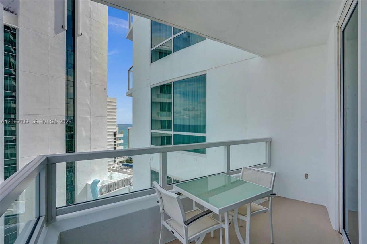 4401 Collins Ave , Unit 1503, Miami Beach, FL 33140 Photo
