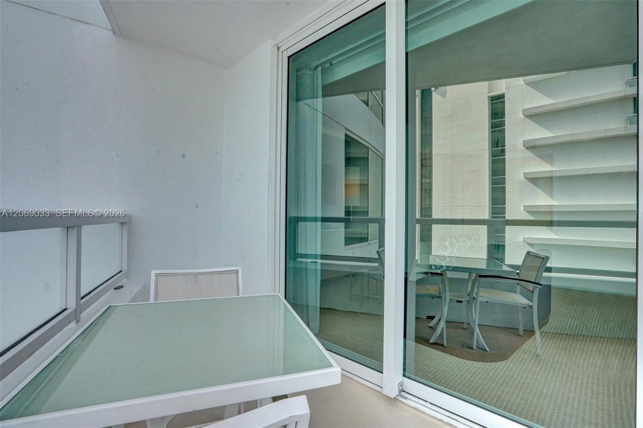 4401 Collins Ave , Unit 1503, Miami Beach, FL 33140 Photo