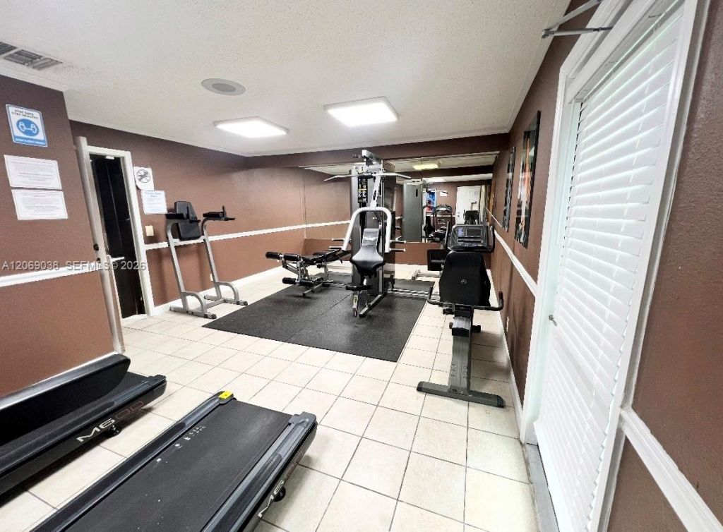 8793 NW 39th St , Unit 7 blgd, Sunrise, FL 33351 Photo
