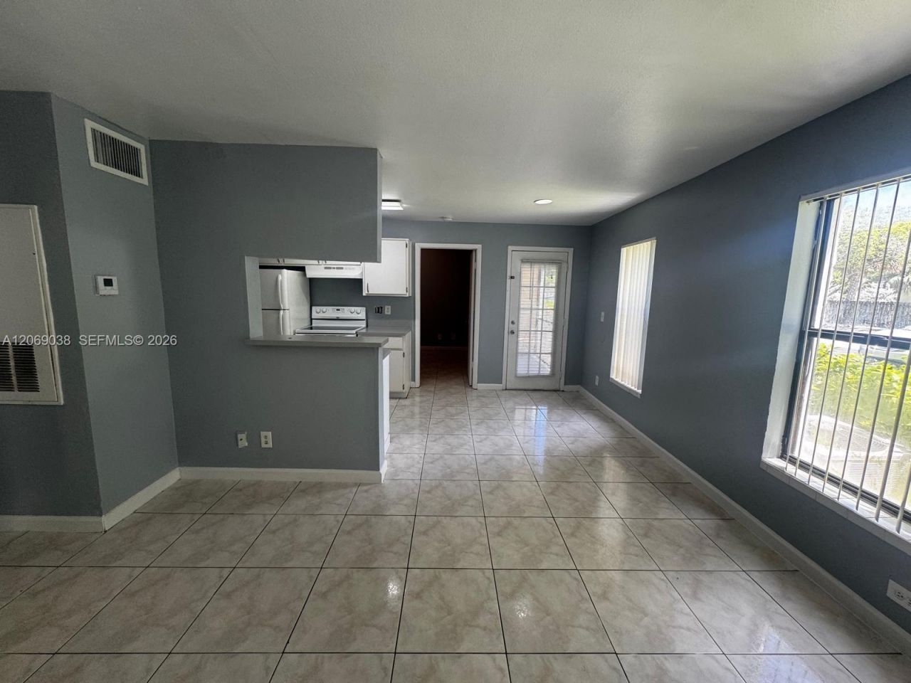 8793 NW 39th St , Unit 7 blgd, Sunrise, FL 33351 Photo