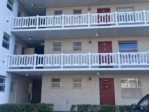 3531 Inverrary Dr , Unit 306, Lauderhill, FL 33319