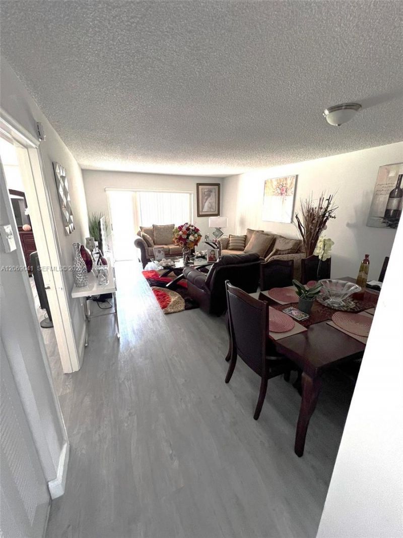 3531 Inverrary Dr , Unit 306, Lauderhill, FL 33319 Photo