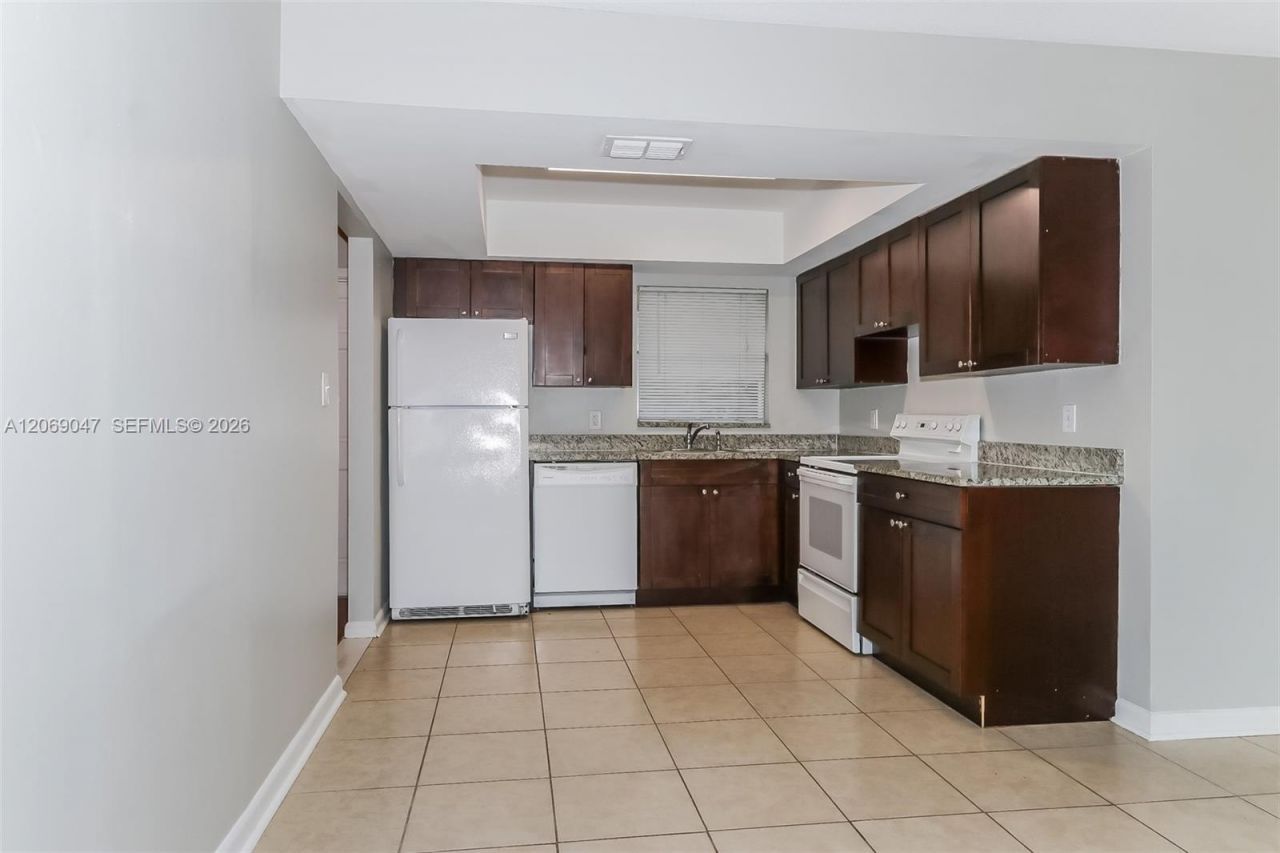 9749 Sandalfoot Blvd , Boca Raton, FL 33428 Photo