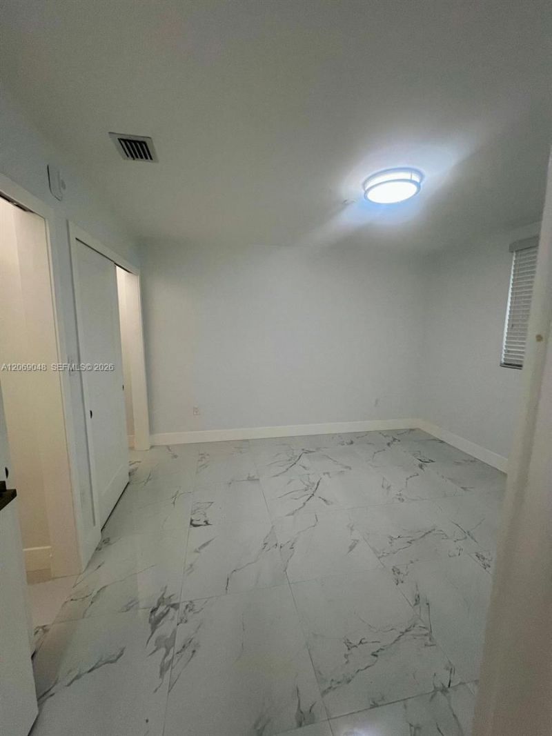 1860 NW 19th St, Unit 102, Miami, FL 33125 Photo