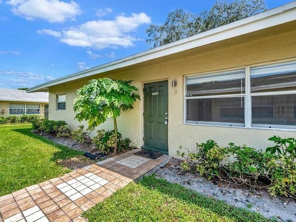 6907 SW 7th St , Margate, FL 33068