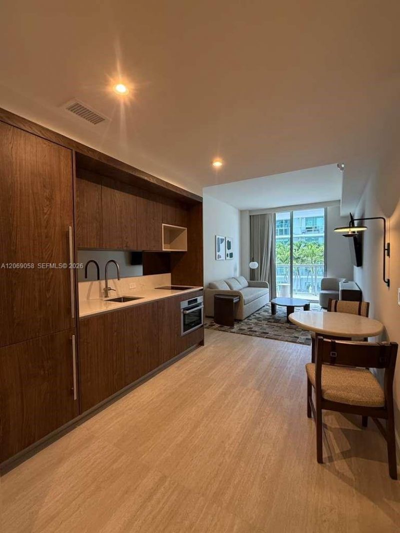 1611 SW 2nd Ave, Unit 610, Miami, FL 33129 Photo