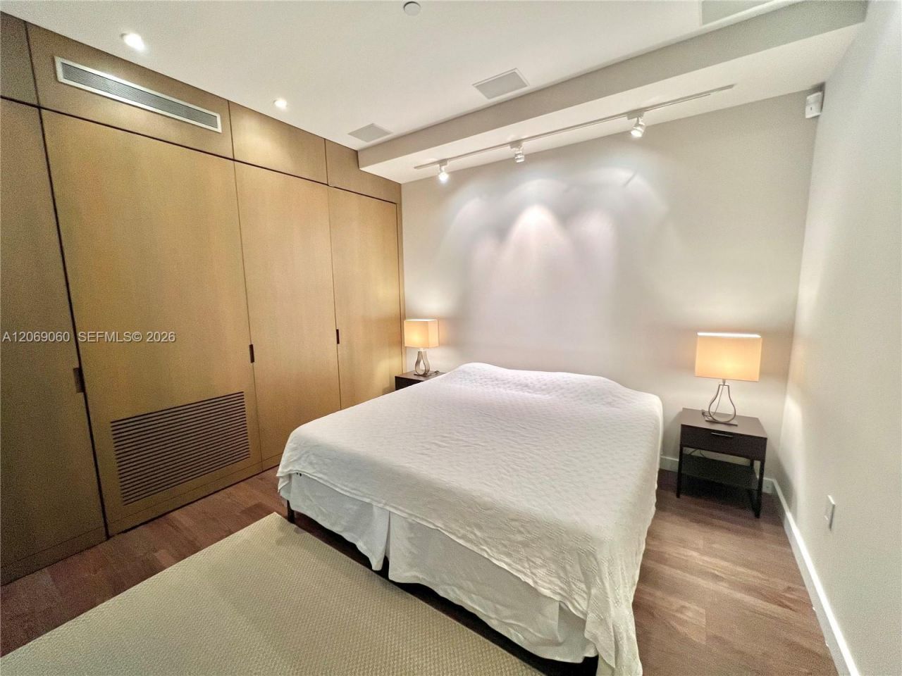 1700 Meridian Ave , Unit 206, Miami Beach, FL 33139 Photo
